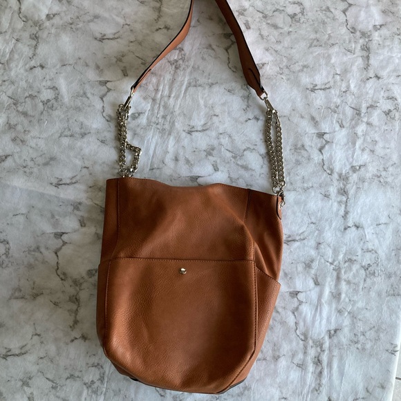 ❗️sold in garage sale❗️ Carmel cognac leather tote - Picture 13 of 15